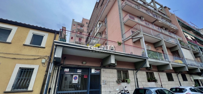 Trilocale in Vendita in Via Timoleone 86 Catania
