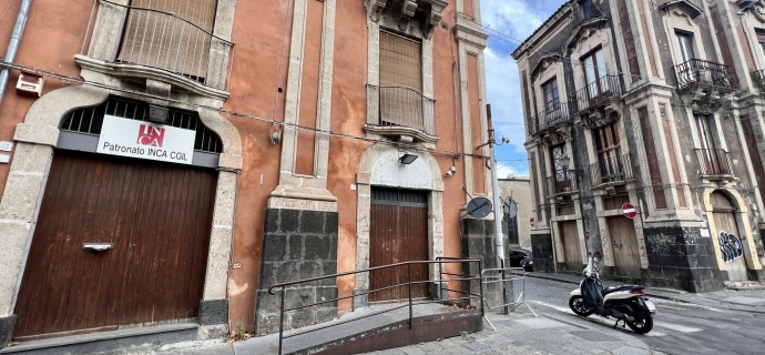 Piazza Dante/Benedettini due vani divisibile